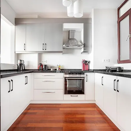 Signature Luxury At Galataport / Emre 09 Apartment *